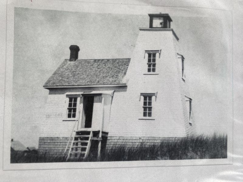 Hardy Channel Lighthouse Historic image of Hardy Channel Lighthouse