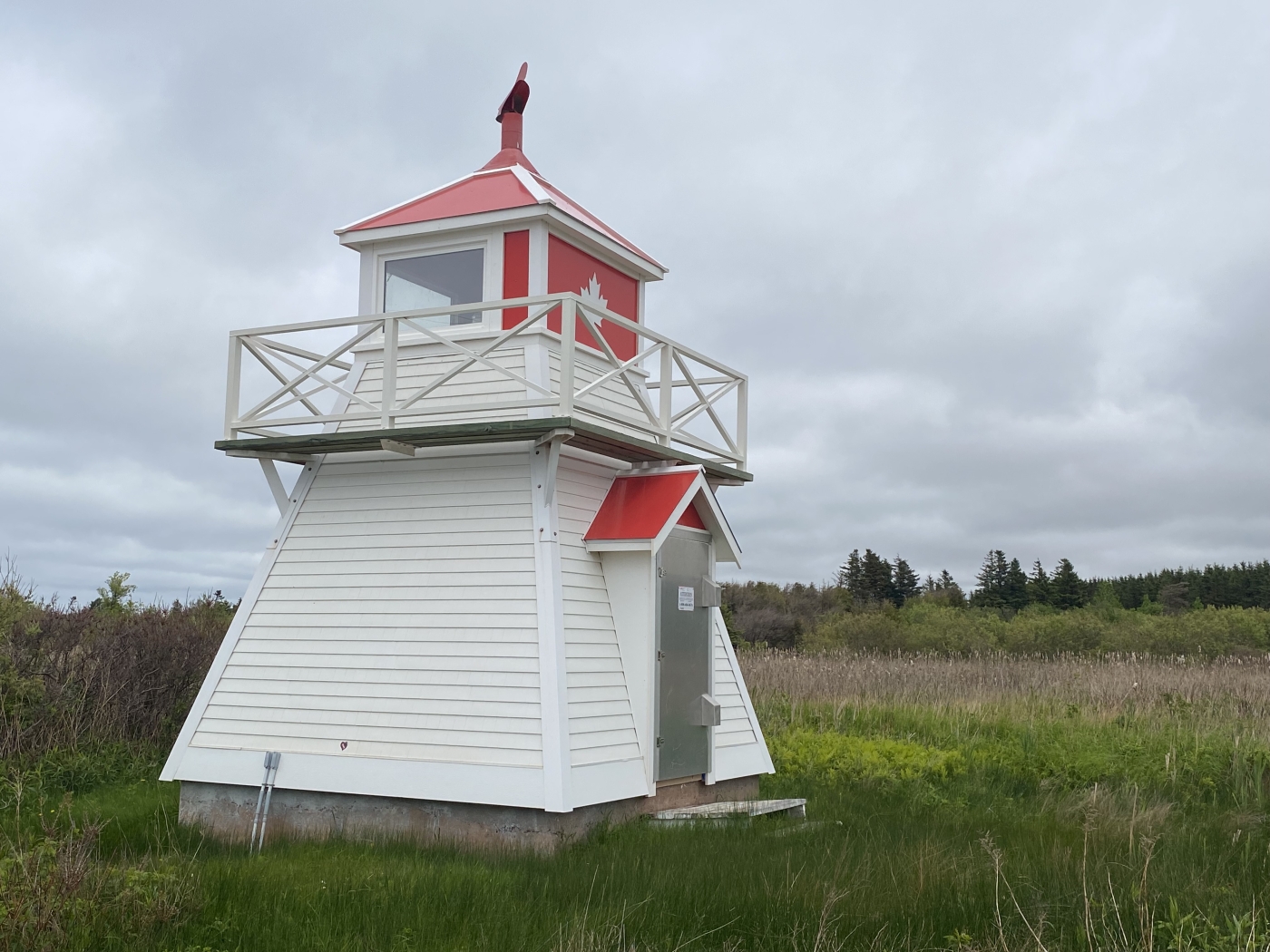 Howard's Cove Lighthouse Howard's Cove Lighthouse